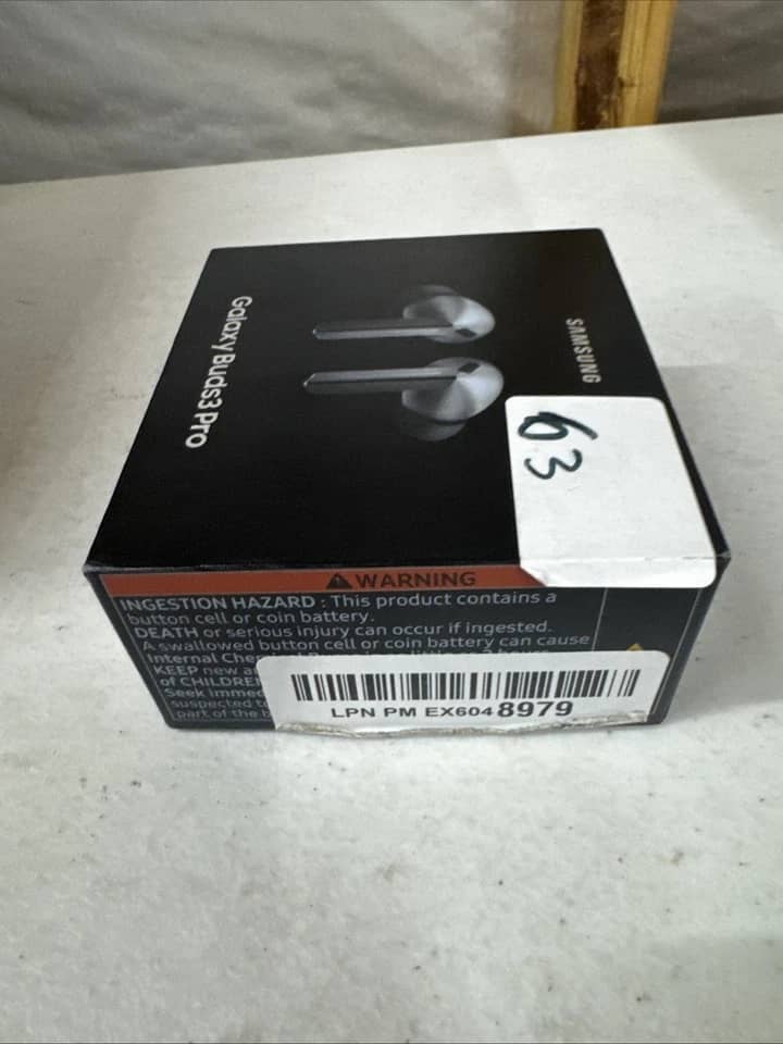 Samsung SM-R630 Headphones & Earbuds White New