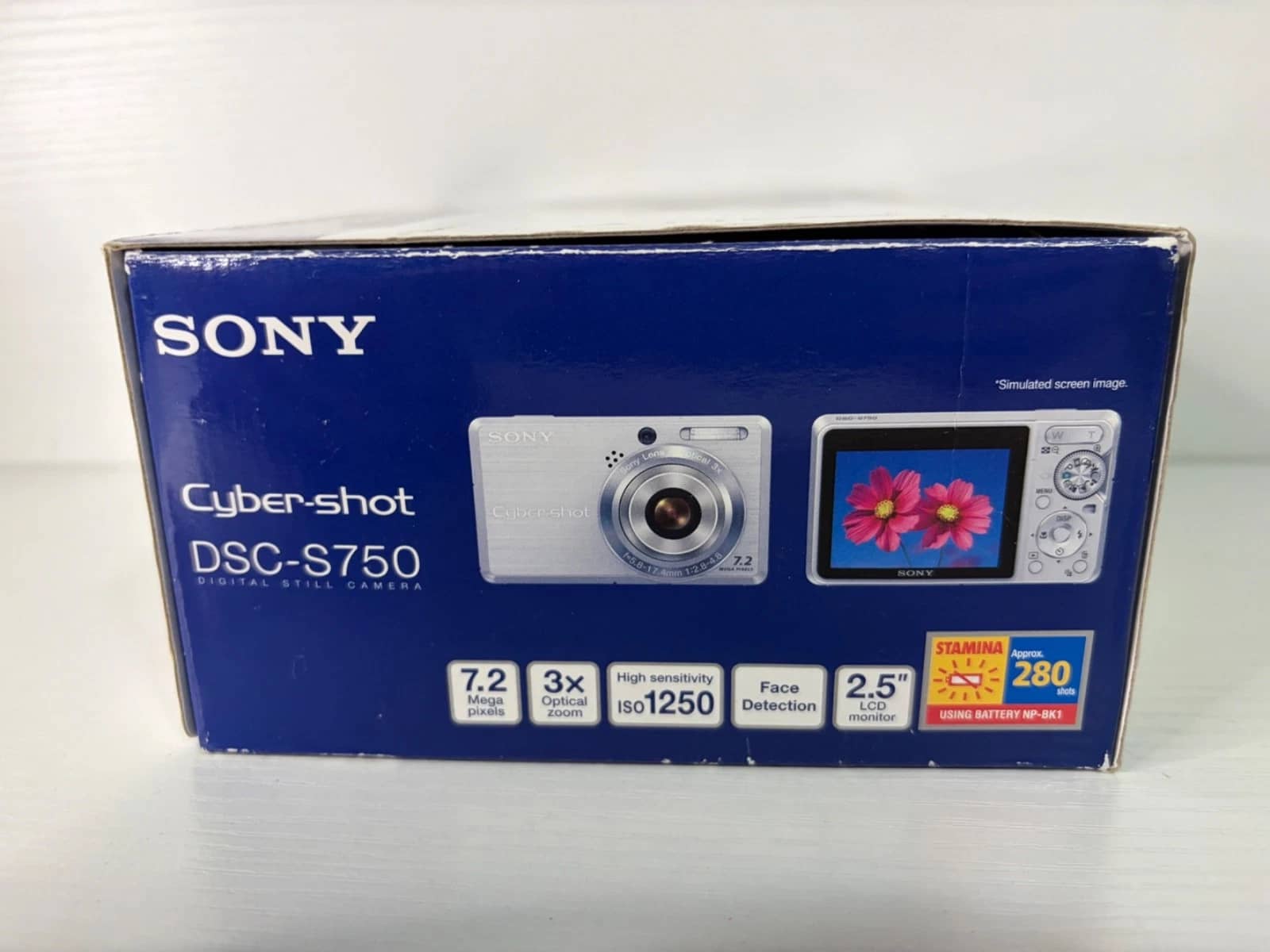 Sony Cyber-shot DSC-S750 Digital Cameras Silver New Body Only