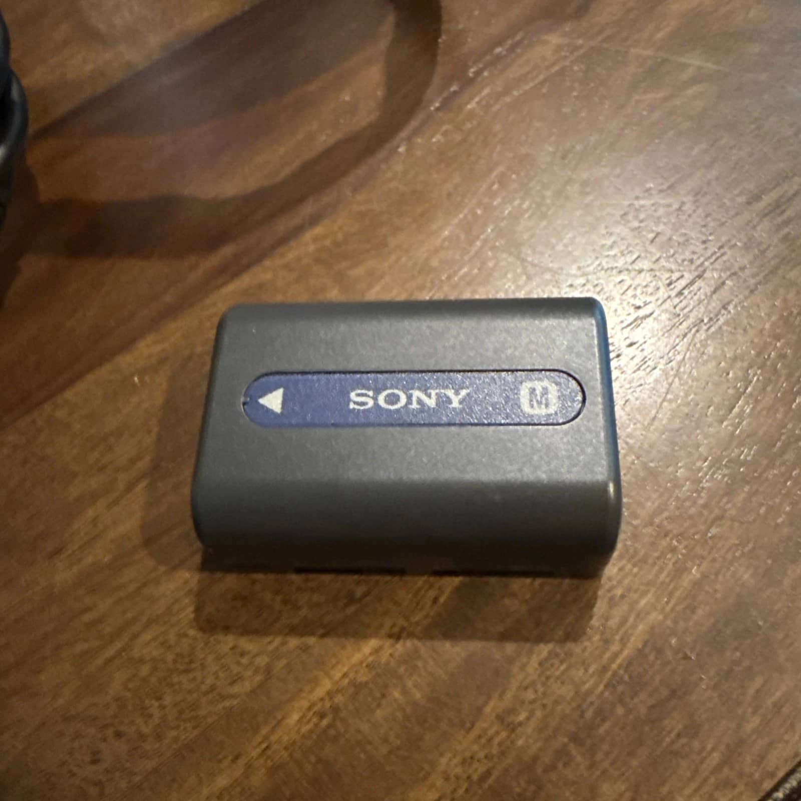 Sony DSLR-A100 Digital Cameras Black New Body Only