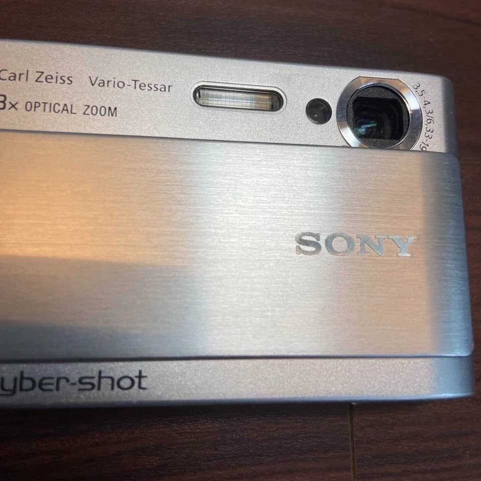 Sony Cyber-shot DSC-T70 Digital Cameras Black New Body Only