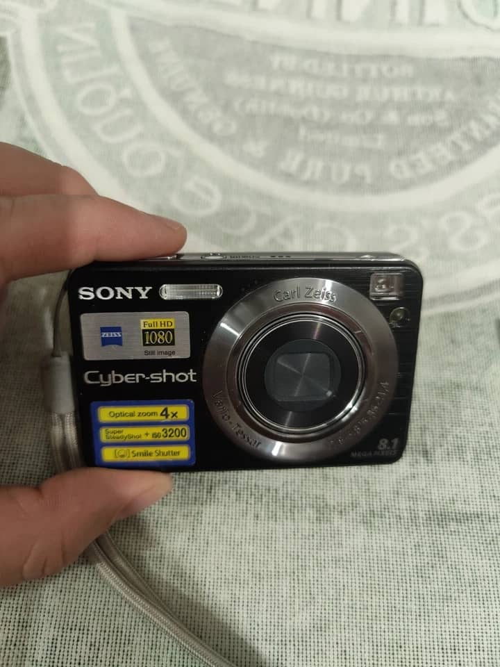 Sony DSC W130 Digital Cameras Silver New Body Only