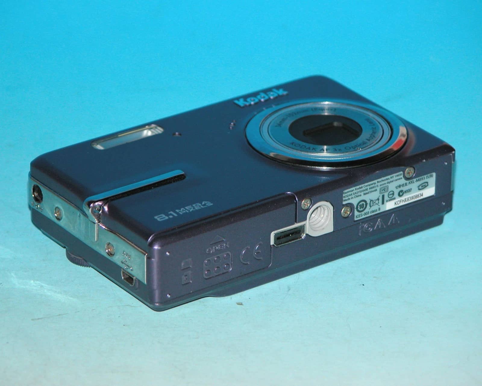 Kodak EasyShare M893IS Digital Cameras Red New Body Only