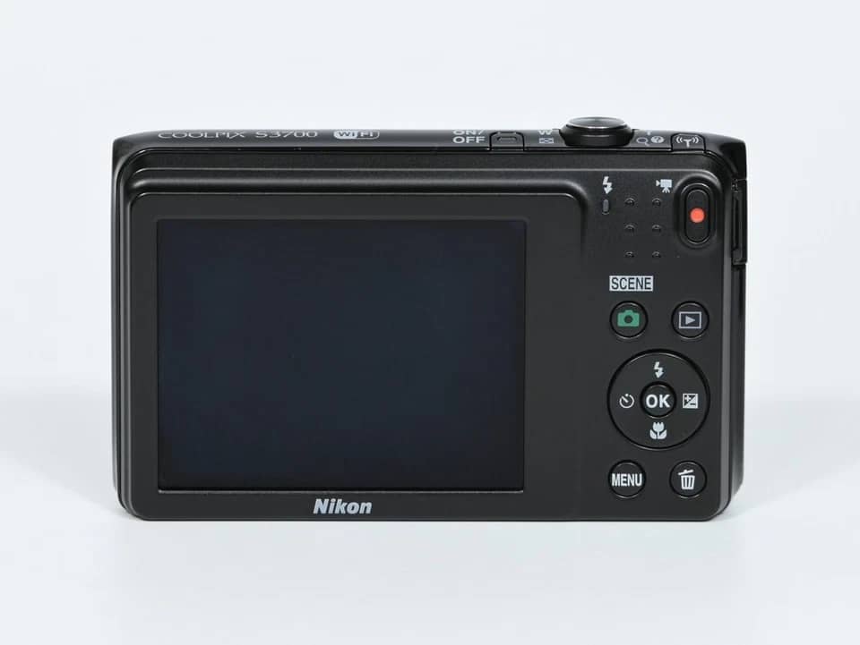 Nikon COOLPIX S3700 Digital Cameras Silver New Body Only
