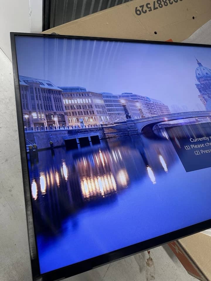 LG UQ7590PUB TVs