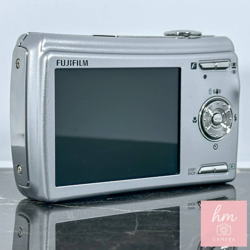 Fujifilm DiMAGE F100 Digital Cameras