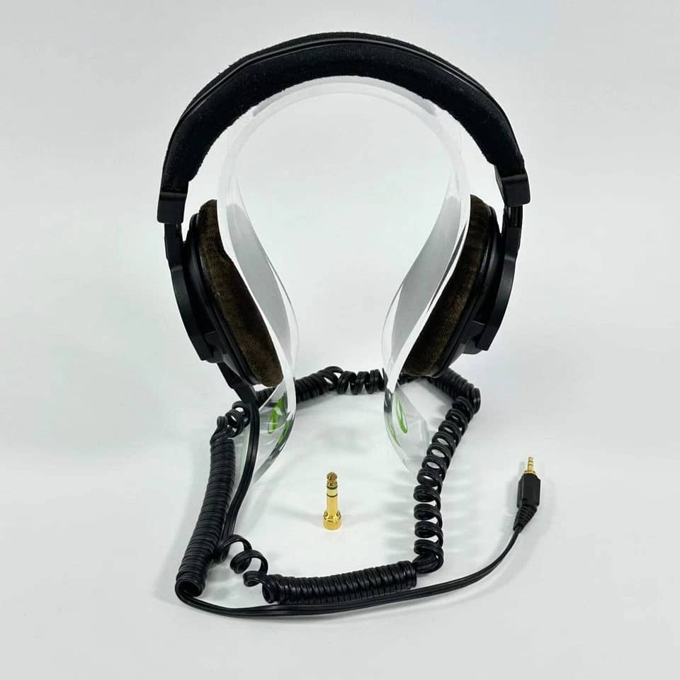 Beyerdynamic DT 250 Headphones & Earbuds Black New