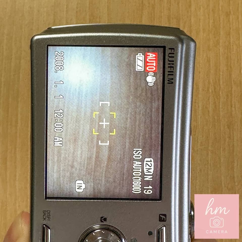 Fujifilm DiMAGE F100 Digital Cameras