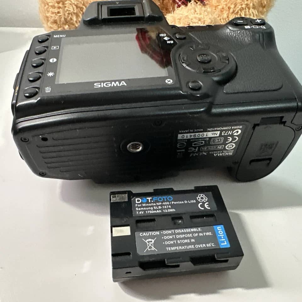 Sigma SD14 Digital Cameras Black Refurbished - Excellent Body Only