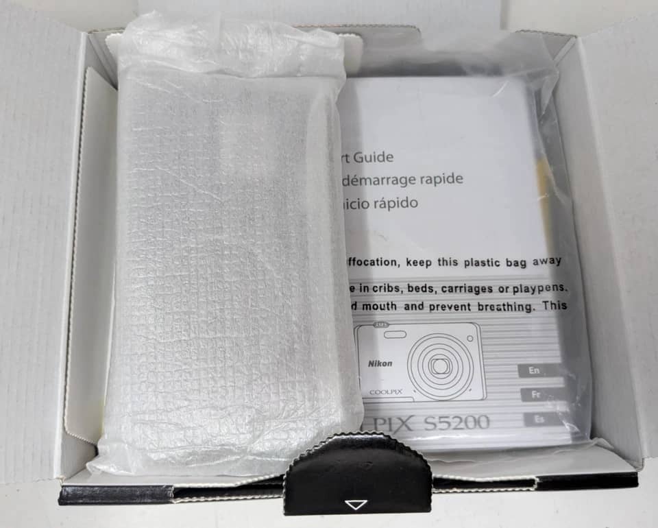 Nikon COOLPIX S5200 Digital Cameras Black New Body Only