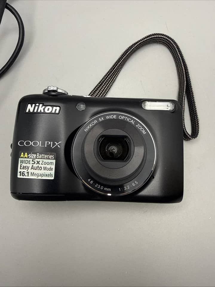 Nikon COOLPIX L26 Digital Cameras Red New Body Only