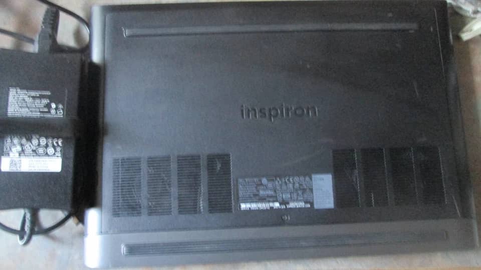 Dell Inspiron 15 7577 Computers