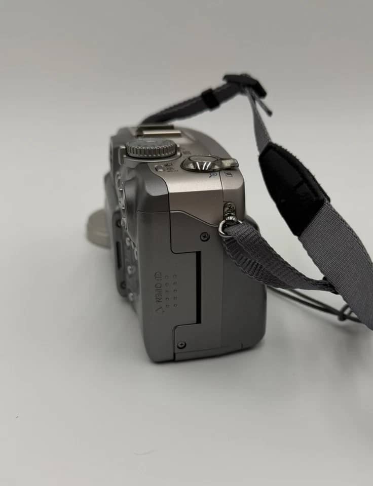 Canon PowerShot G2 Digital Cameras Silver New Body Only