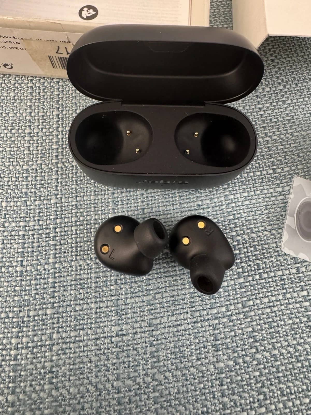 Jabra Elite 85t Headphones & Earbuds Gold New