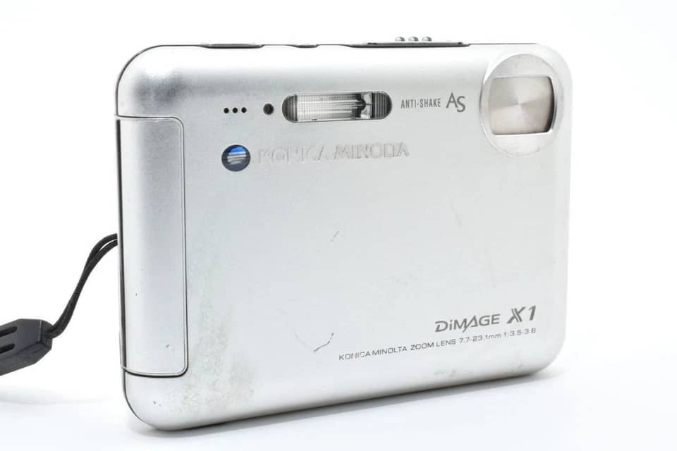 Minolta DiMAGE X Digital Cameras