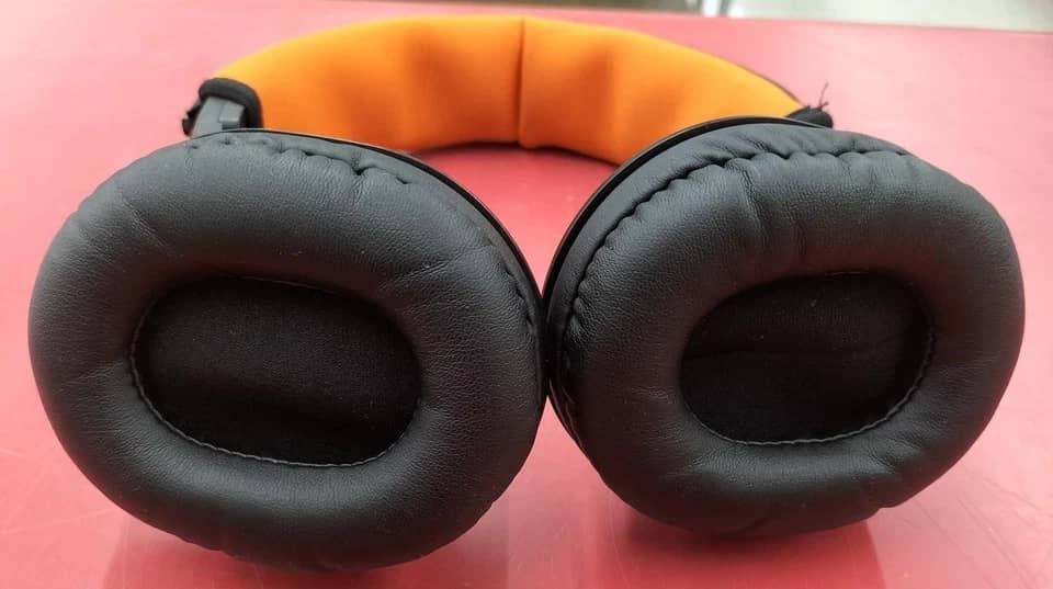 Audio-Technica ATH-M40x Headphones & Earbuds 