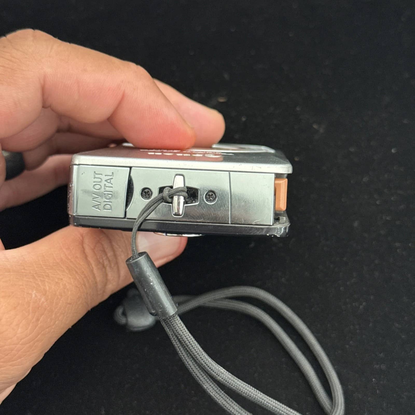 Canon SD 750 Digital Cameras Silver Refurbished - Excellent Body Only