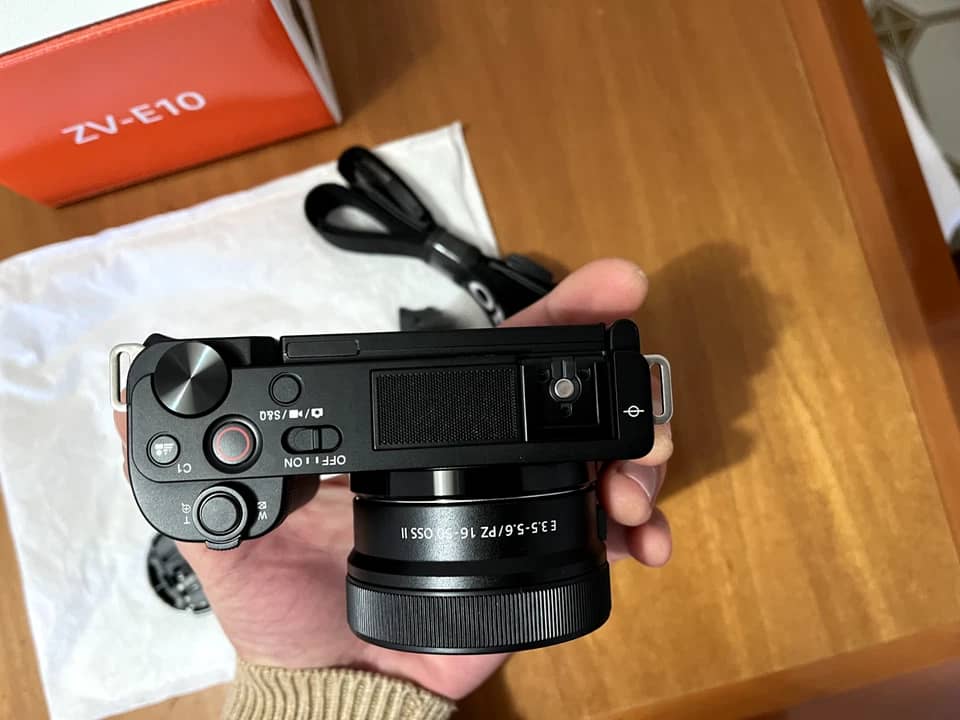Zoom ZV-E10 Digital Cameras