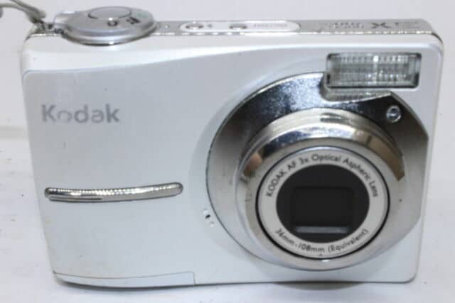 Kodak EasyShare Z885 Digital Cameras Black New Body Only