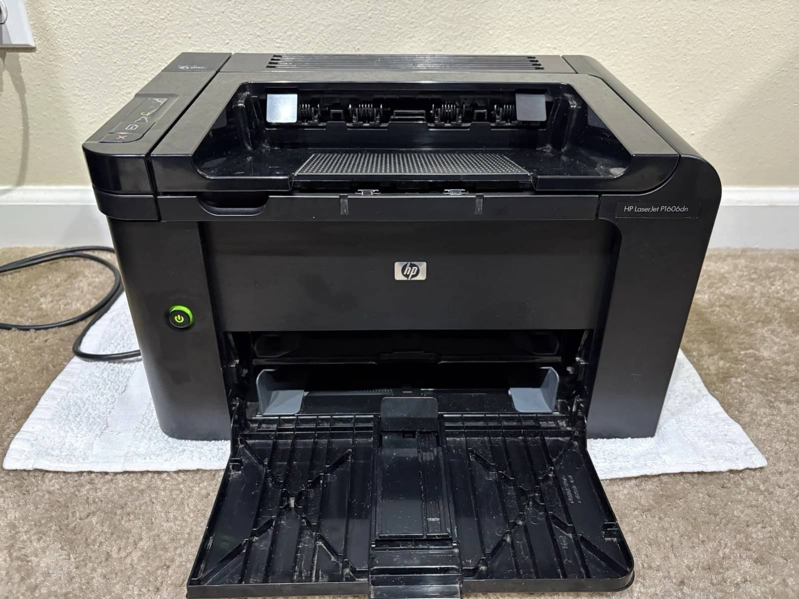 HP LaserJet Pro P1606dn CE749A Printers Refurbished - Excellent