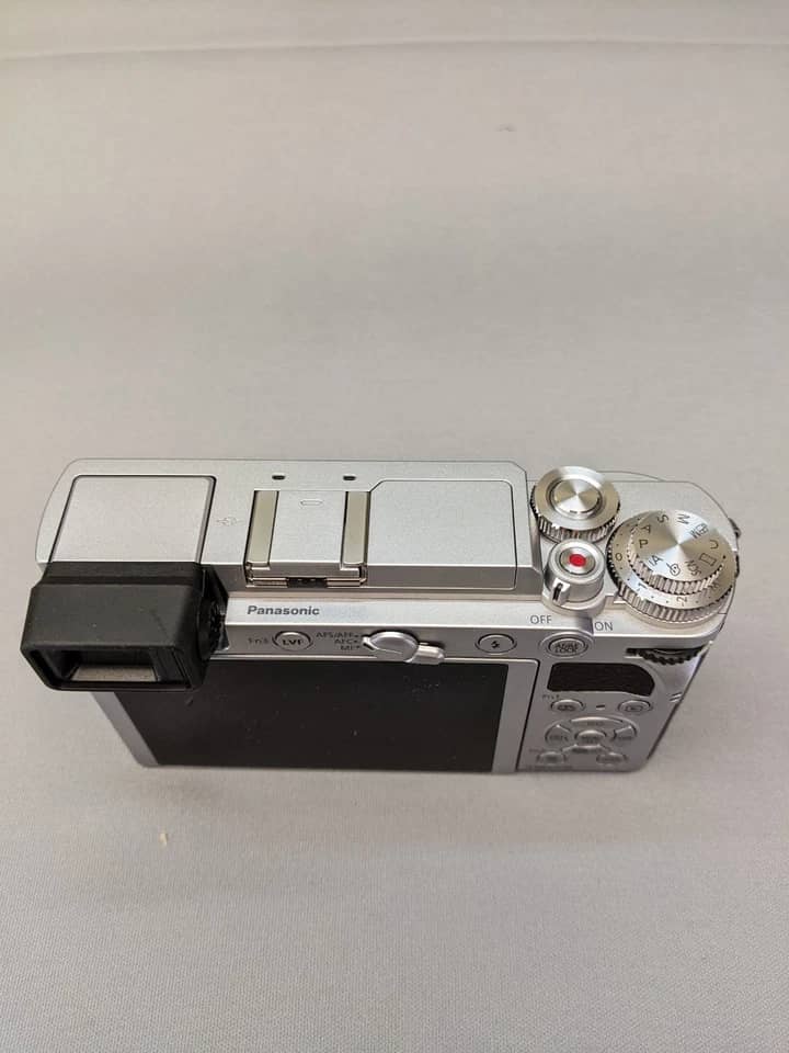 Panasonic LUMIX GX7 Digital Cameras Silver New w/ 14-42mm Kit