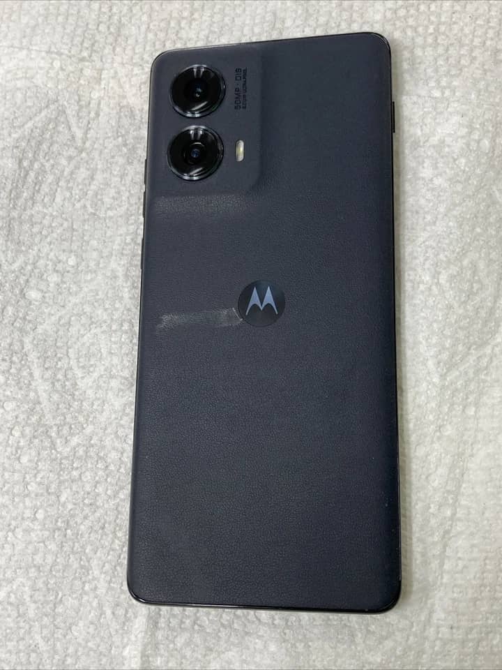 Motorola Moto Edge 2024 Cell Phones
