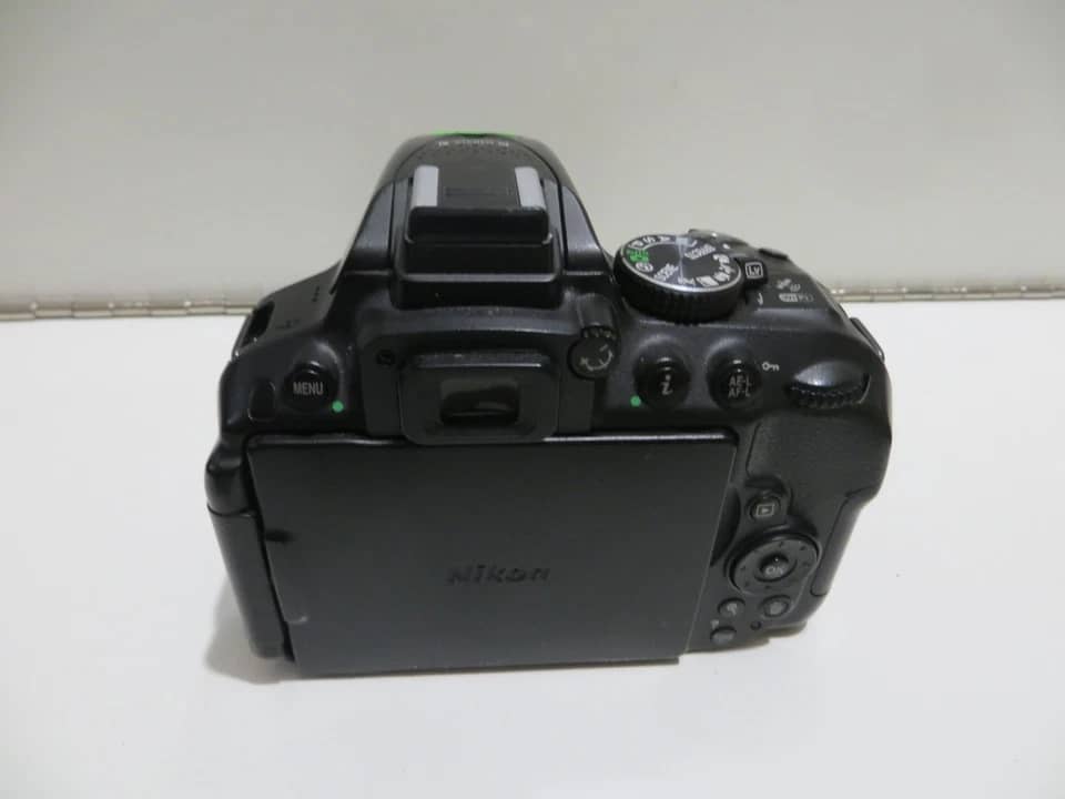 Nikon D5300 Digital Cameras