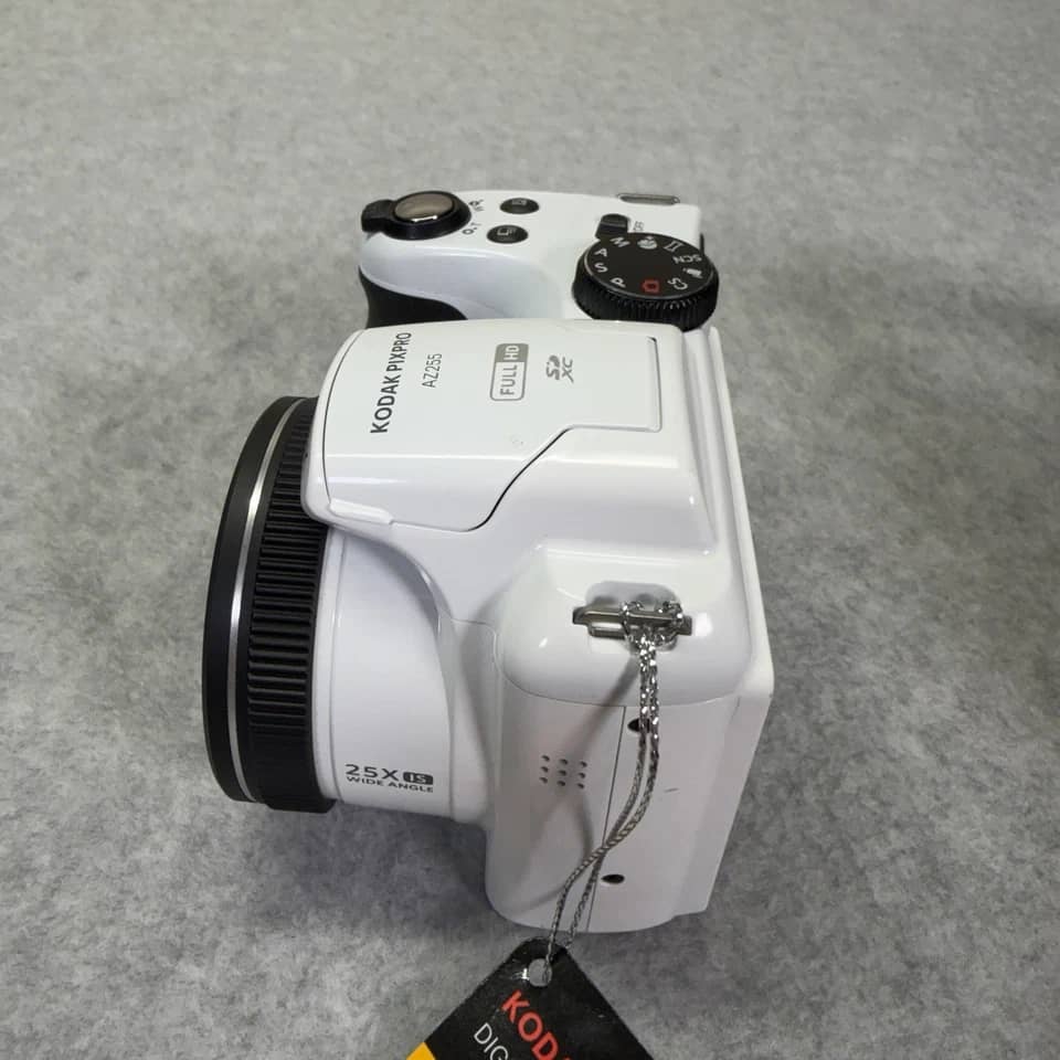 Kodak AZ255 Digital Cameras