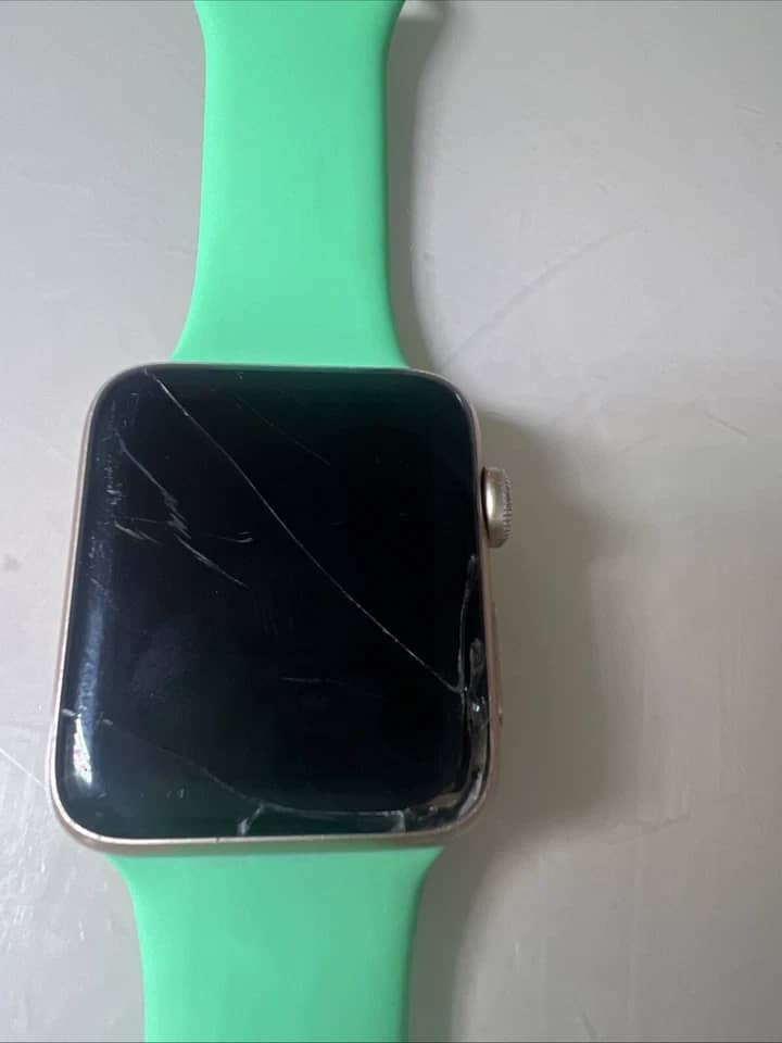Apple Watch Series 3 Smartwatches