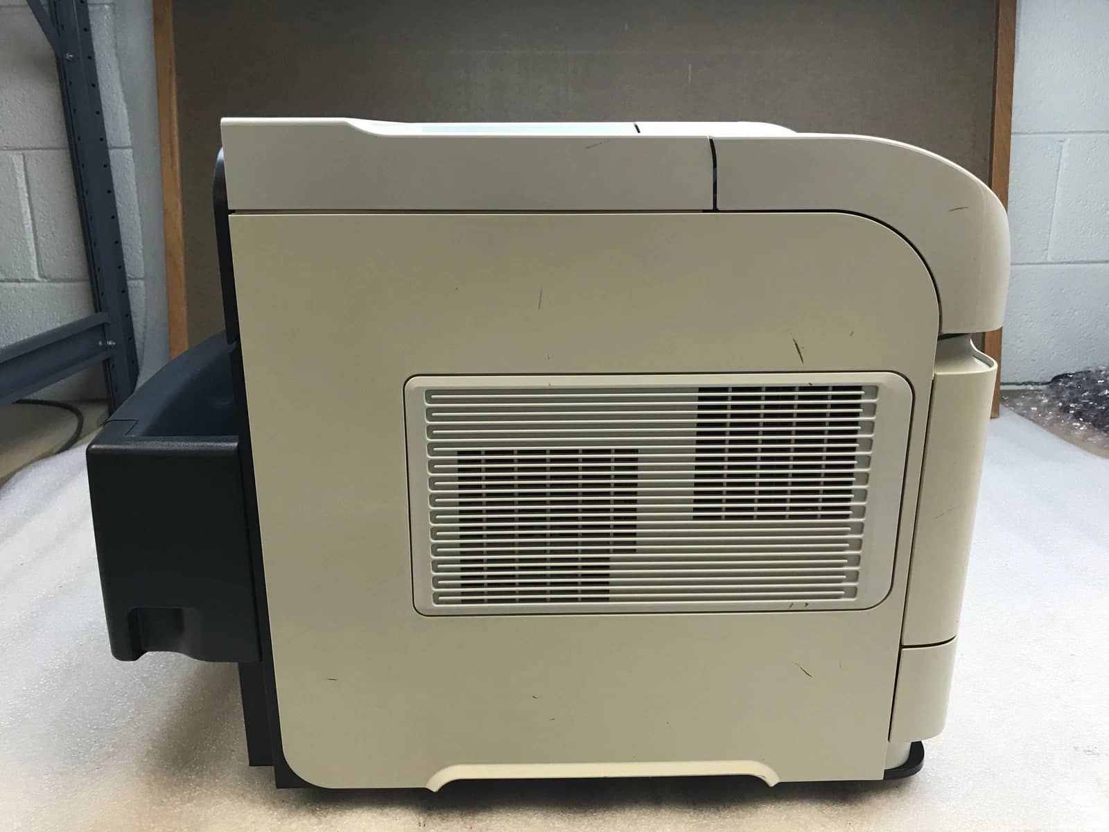 HP CB526A Printers Refurbished - Excellent