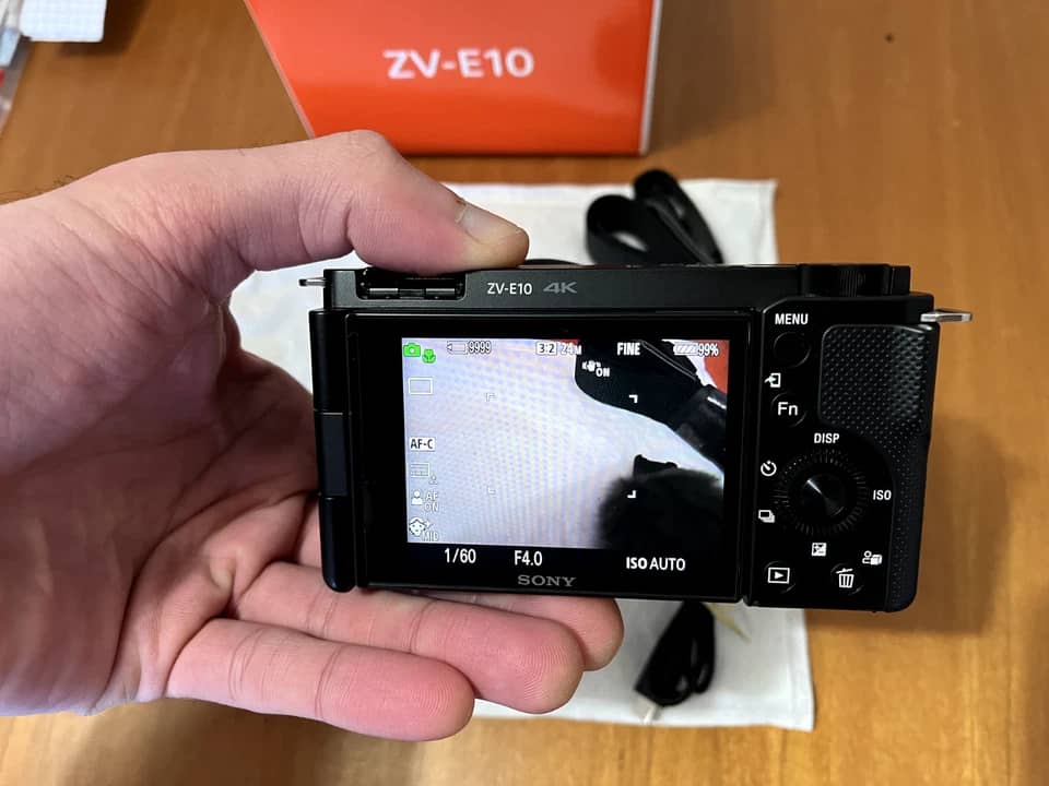 Zoom ZV-E10 Digital Cameras