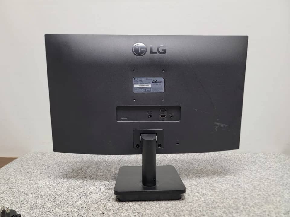 LG 24MS500 Monitors