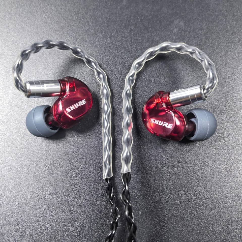 Shure SE535LTD Headphones & Earbuds Red New