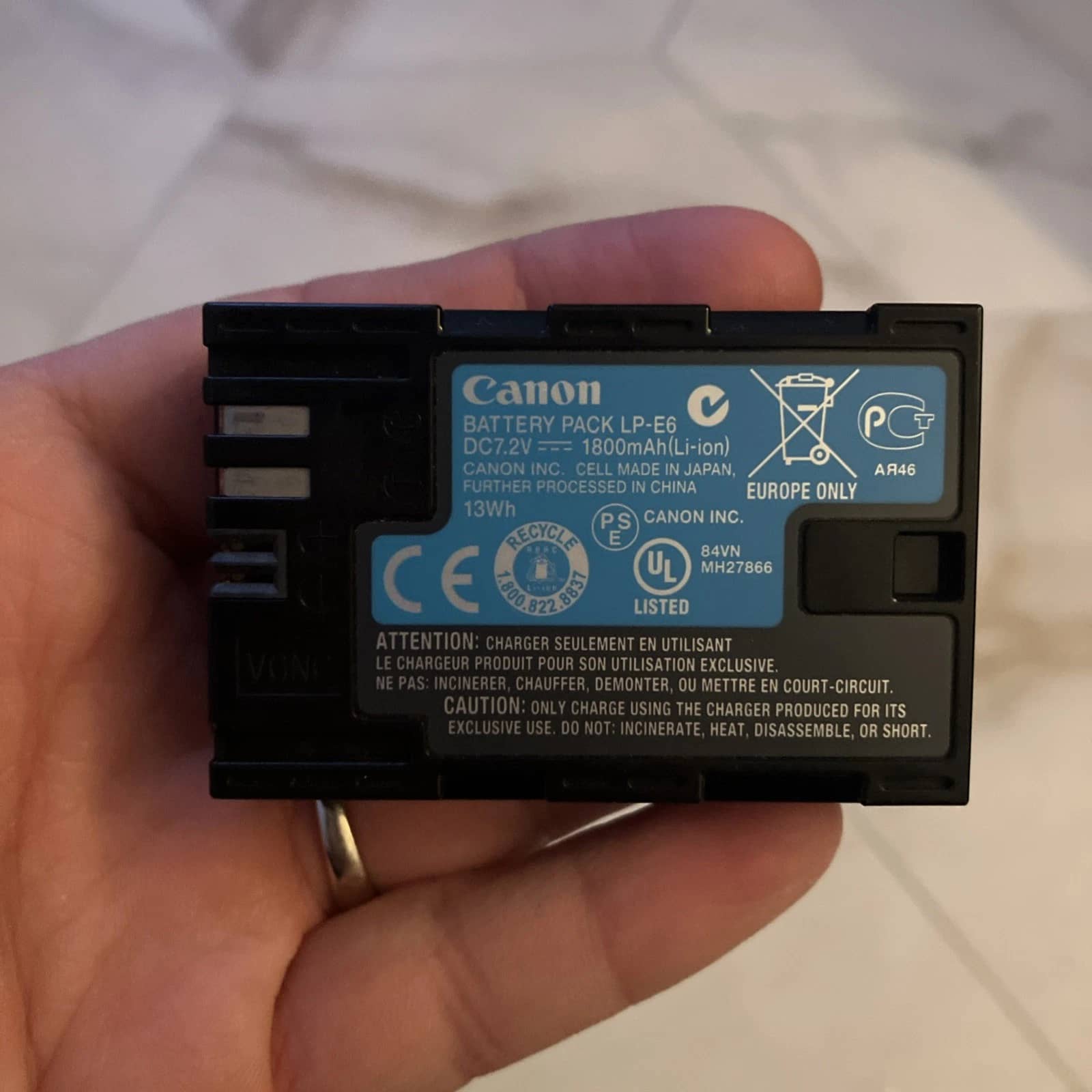 Canon 5D Mark II Digital Cameras Black Used - Good