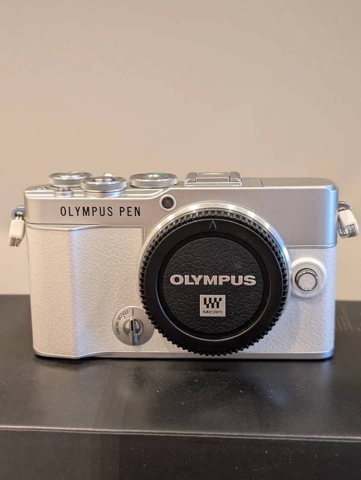 Olympus PEN E-P7 Digital Cameras Silver Used - Good Body Only