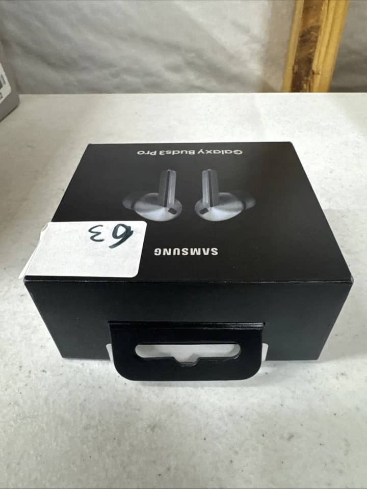 Samsung SM-R630 Headphones & Earbuds White New