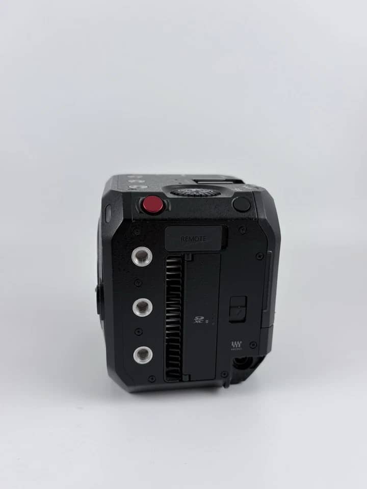 Panasonic LUMIX BGH1 Digital Cameras Black Used - Good Body Only