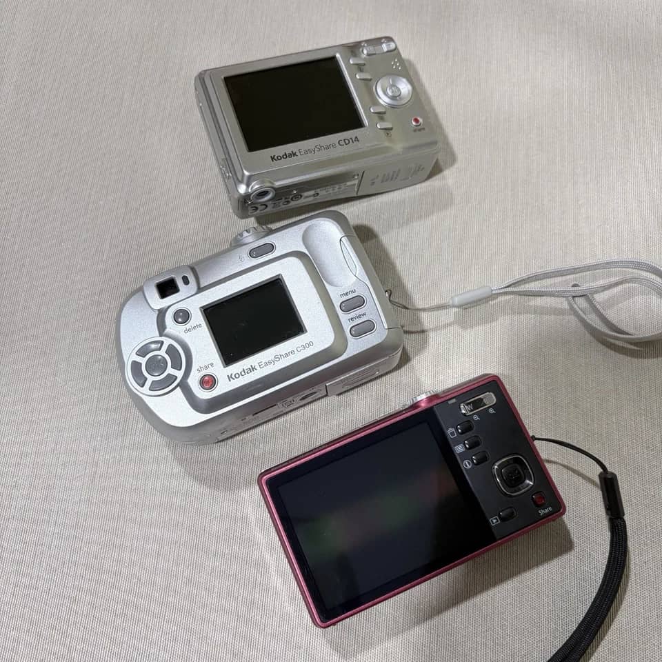 Kodak EasyShare C300 Digital Cameras Silver New Body Only