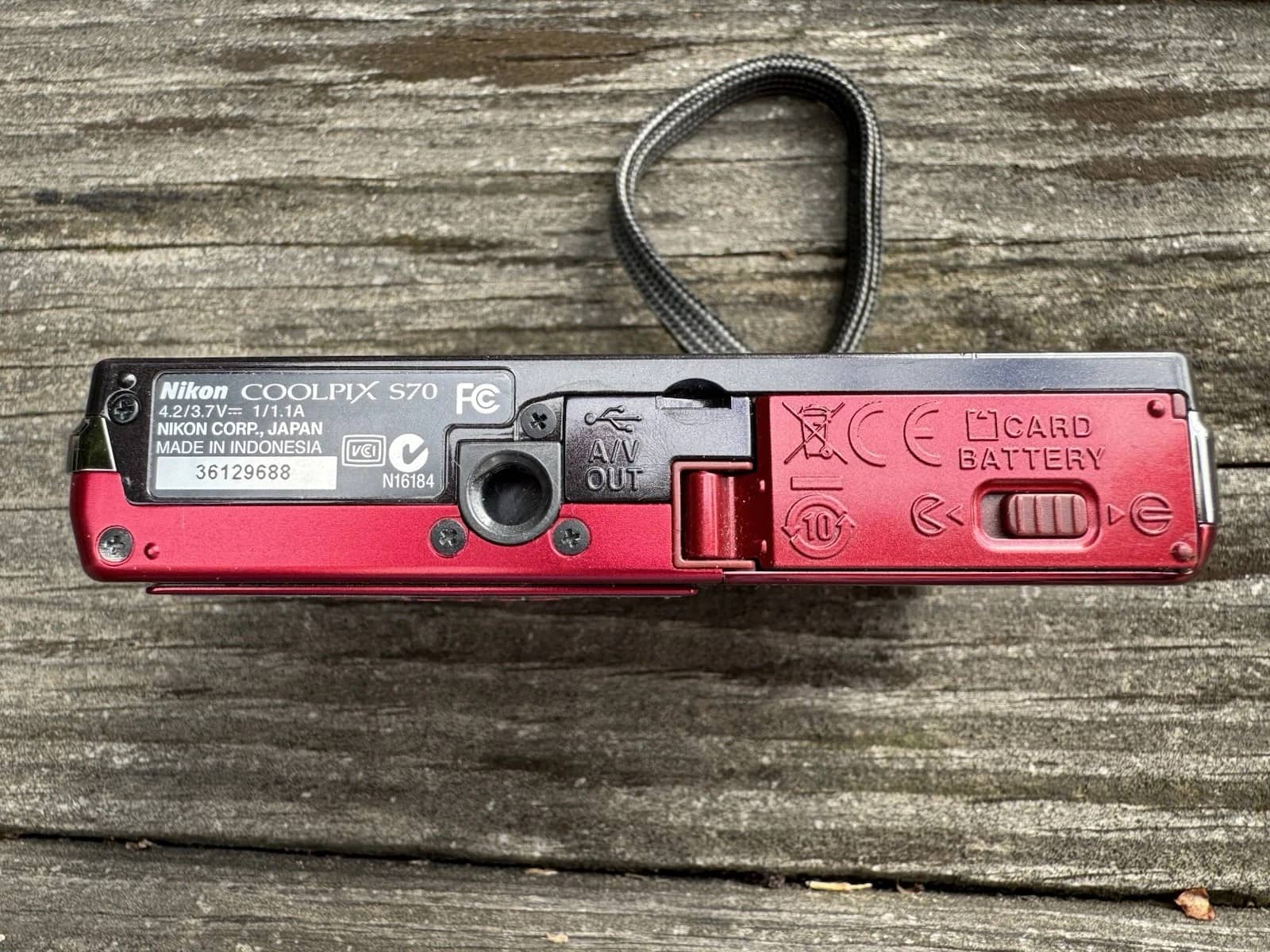 Nikon COOLPIX s70 Digital Cameras Red Used - Good Body Only
