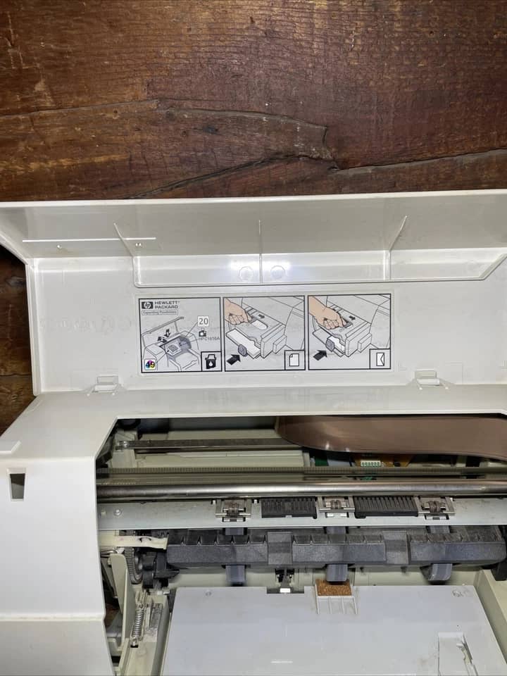 HP deskjet 610C Printers Open-Box Excellent