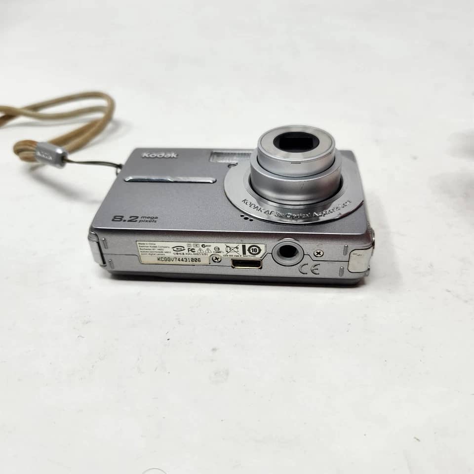 Kodak M583 Digital Cameras Purple New Body Only