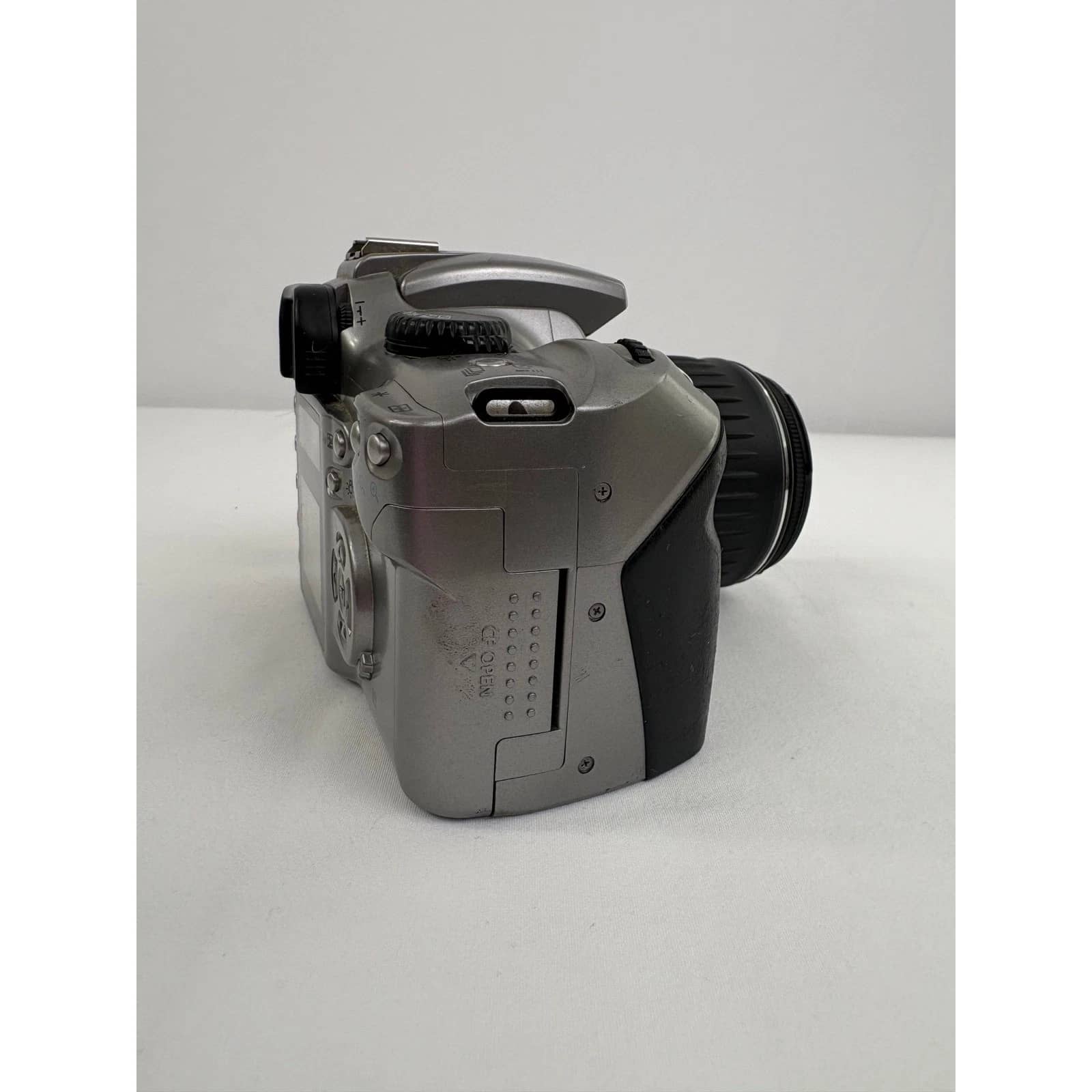 Canon EOS Digital Rebel DS6041 Digital Cameras Silver New Body Only