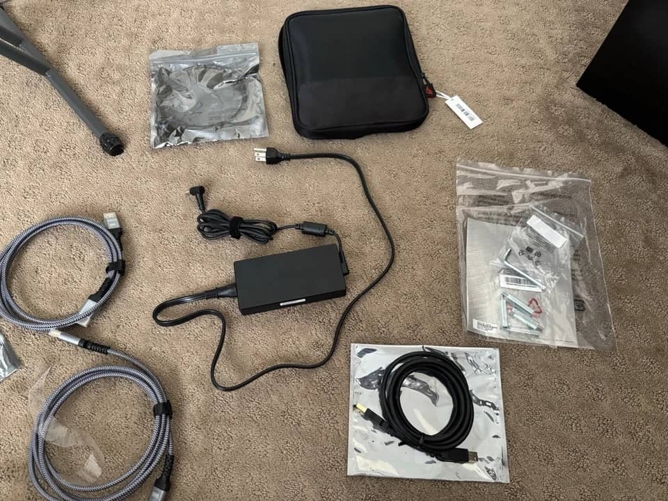 ASUS XG32UQ Monitors