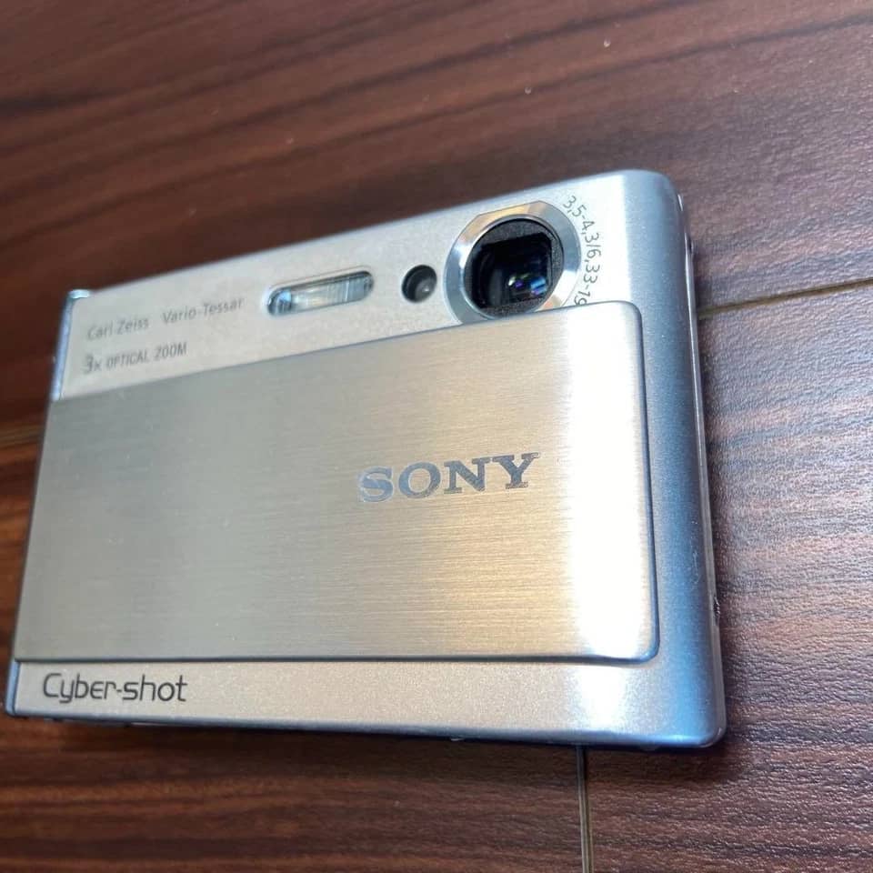 Sony Cyber-shot DSC-T70 Digital Cameras Black New Body Only