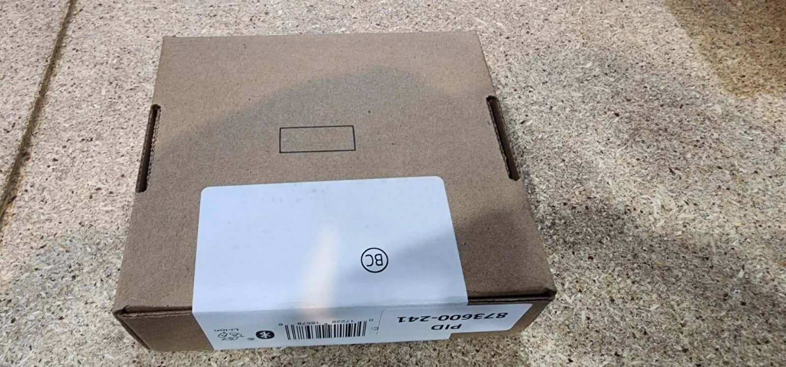 Plantronics B235 Headphones & Earbuds Black Open-Box Excellent
