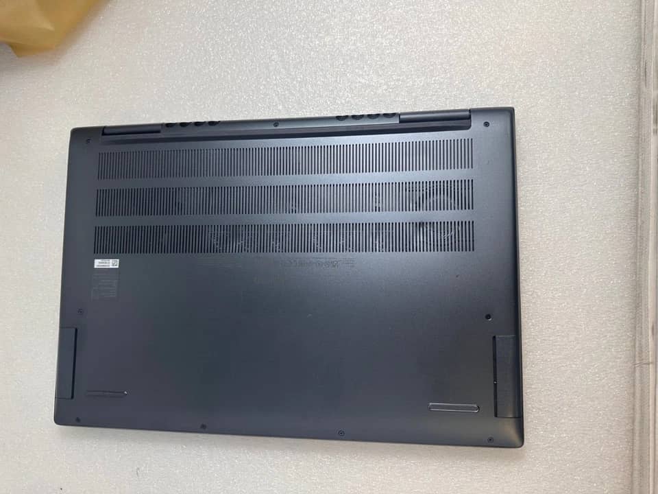 Dell Inspiron 7610 Computers