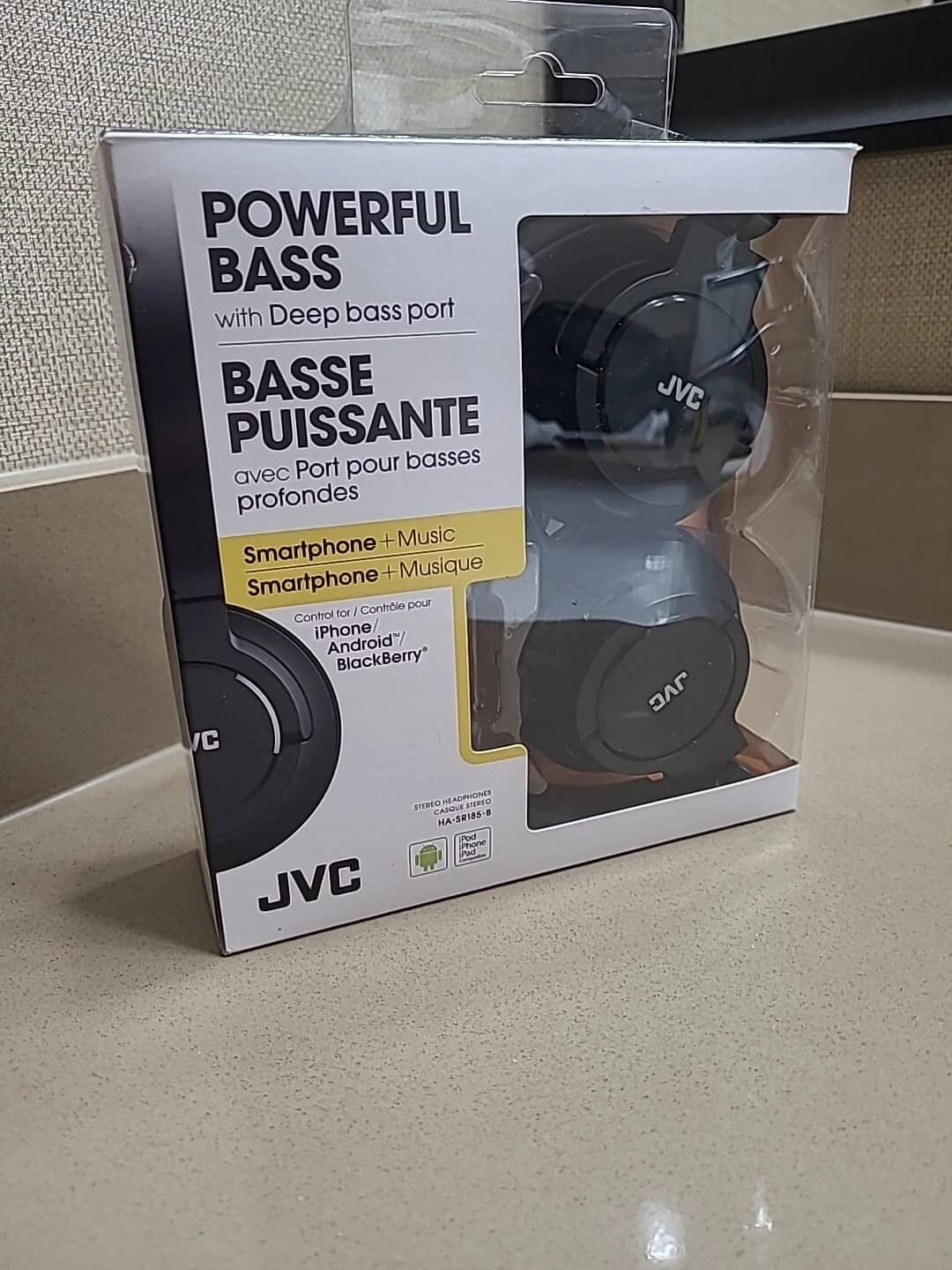 JVC HA-SR185 Headphones & Earbuds Black New