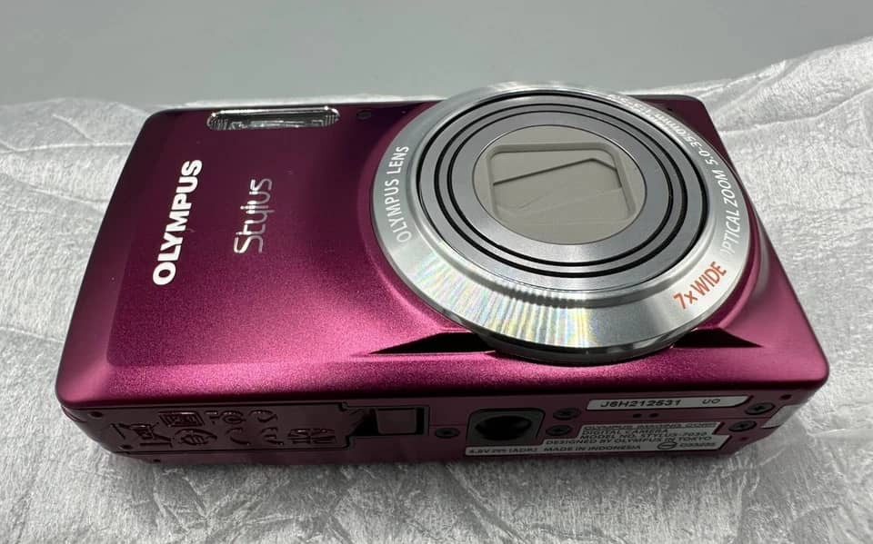 OM SYSTEM Stylus 7030 Digital Cameras Silver Open-Box Excellent Body Only