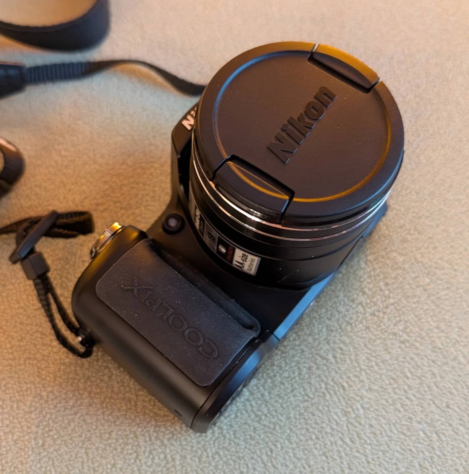 Nikon COOLPIX L100 Digital Cameras Black New Body Only