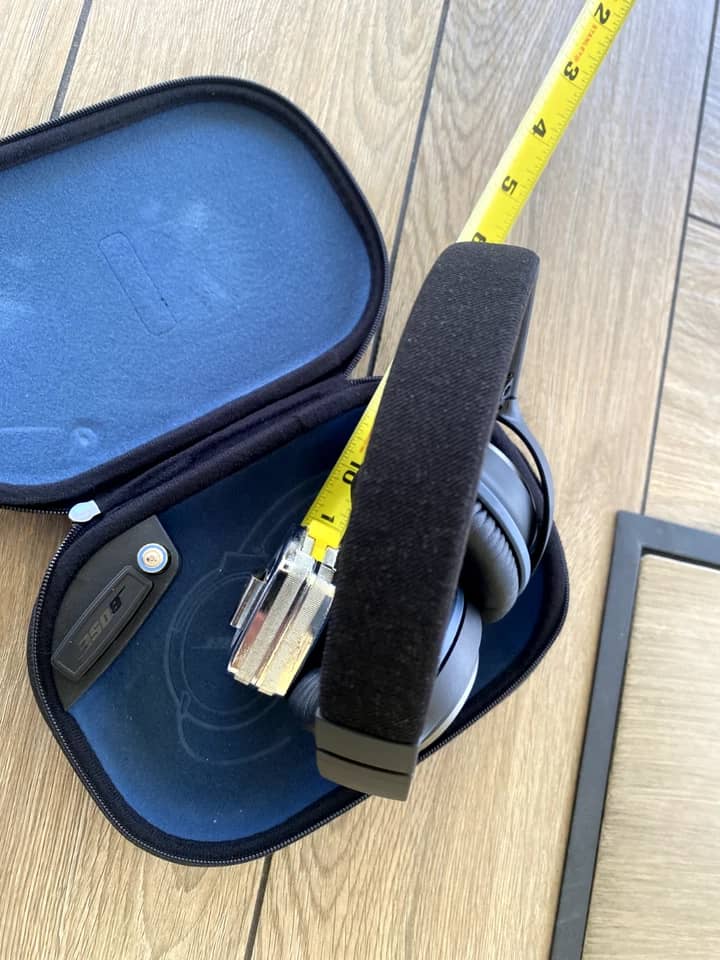 Bose QuietComfort 25 Headphones & Earbuds 
