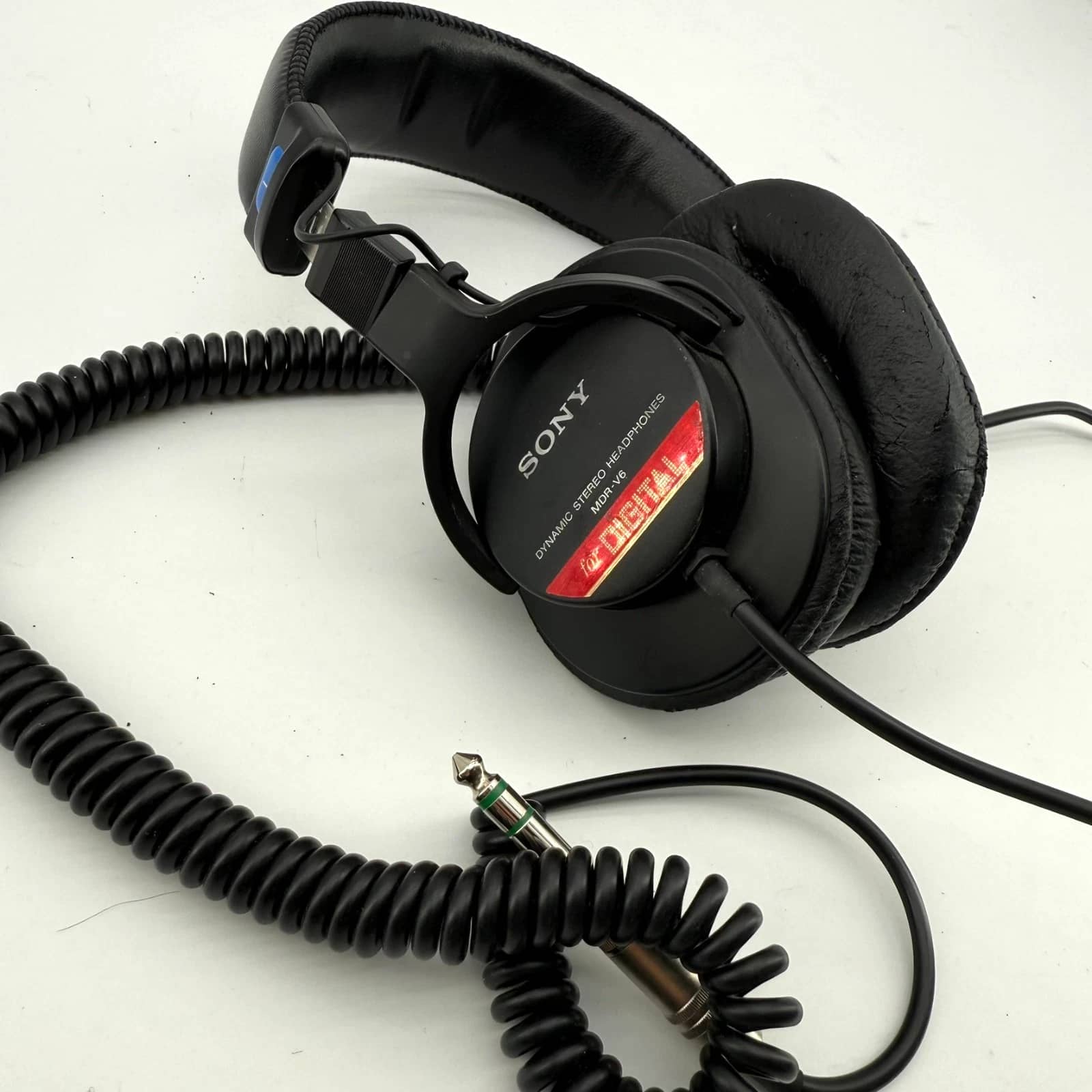 Sony MDR-V6 Headphones & Earbuds Black New
